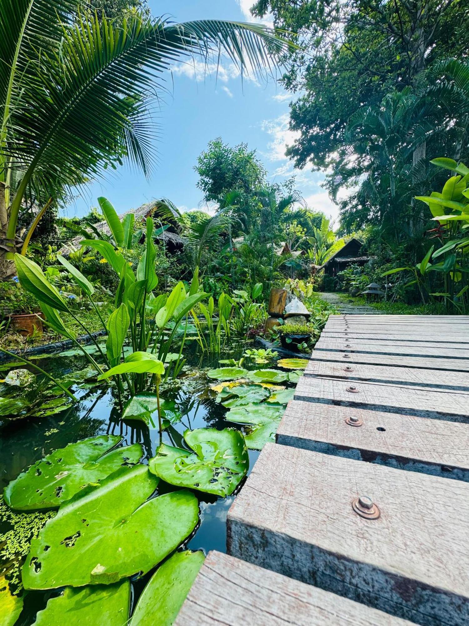 Bayview Sunset Hotel Koh Lipe Exterior photo